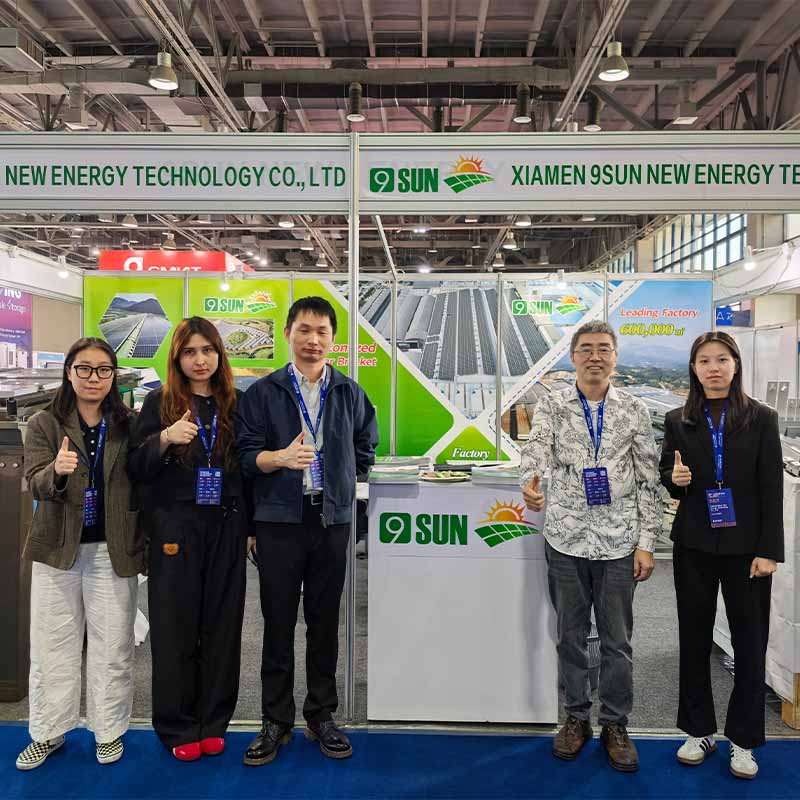 UzEnergy Expo 2026 – Rückblick: Solarcarports, Dach- und Bodenmontage sowie Ladestationen für Elektrofahrzeuge in Taschkent